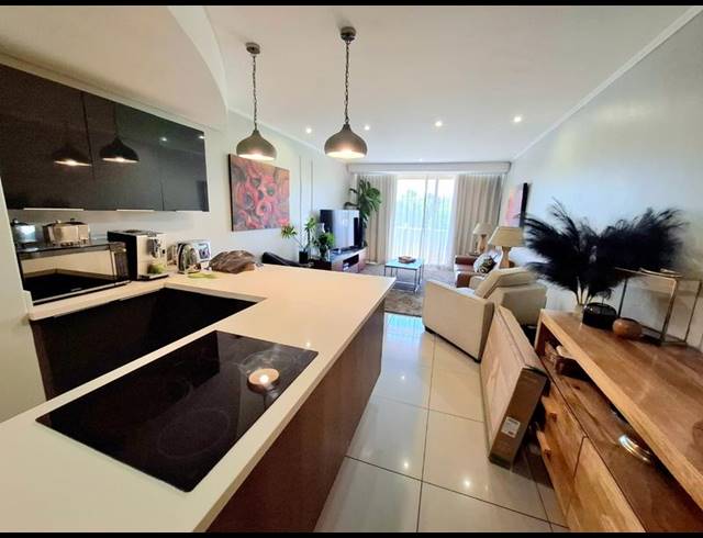 2 BEDROOM APARTMENT FOR SALE IN MENLO PARK